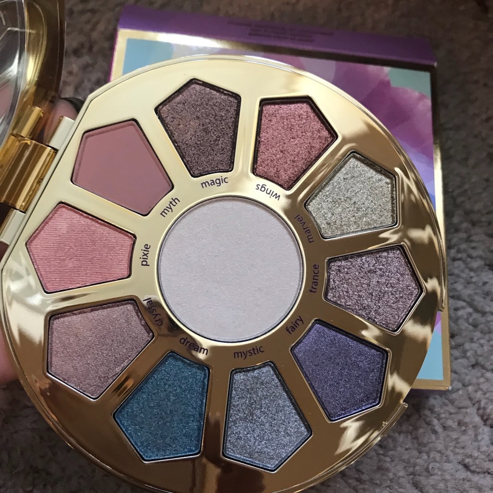 LAST ONE!! Tarte Unicorn Eye & Cheek Palette NWT - Picture 5 of 5